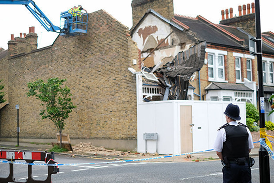 DIY disaster: London house collapses into pile of rubble